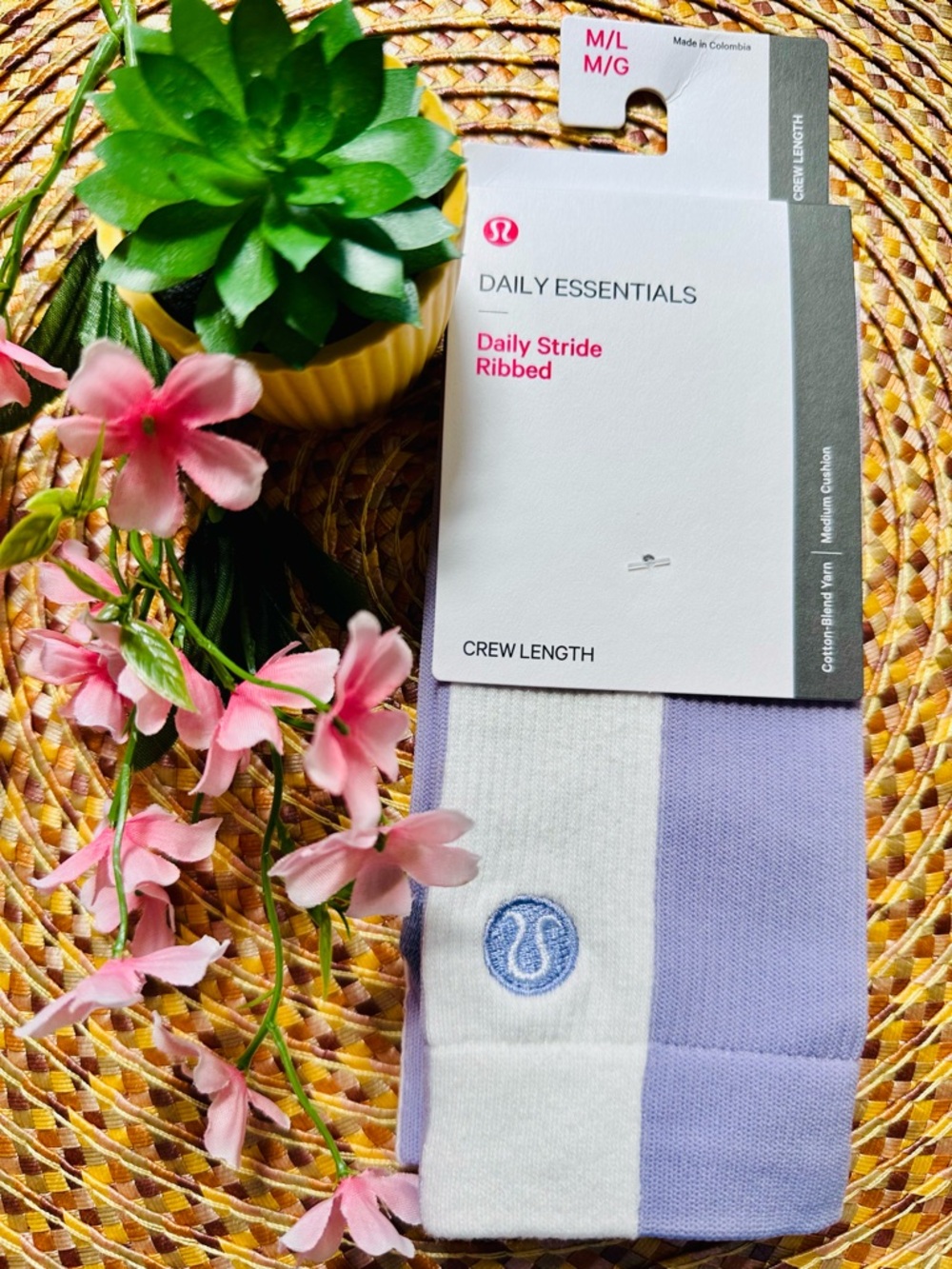 lululemon athletica Daily Stride Ribbed Crew Socks in Lavender and White